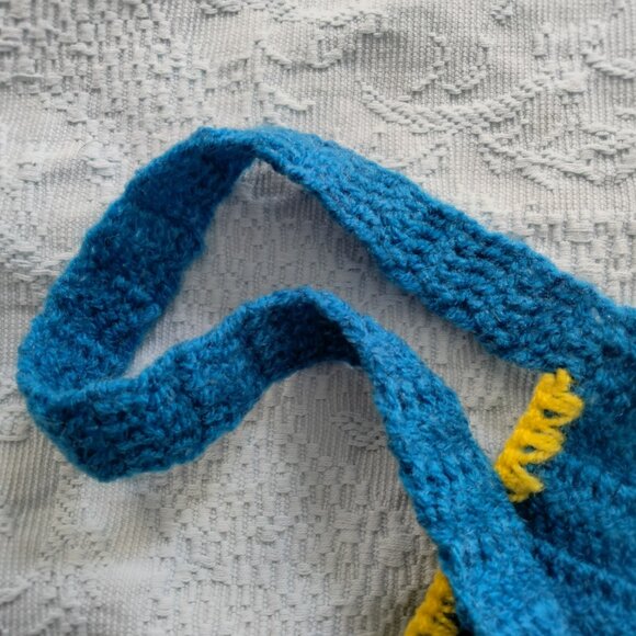 Vintage 80's Small Crochet Apron Blue & Yellow in Great Condition - Picture 6 of 9